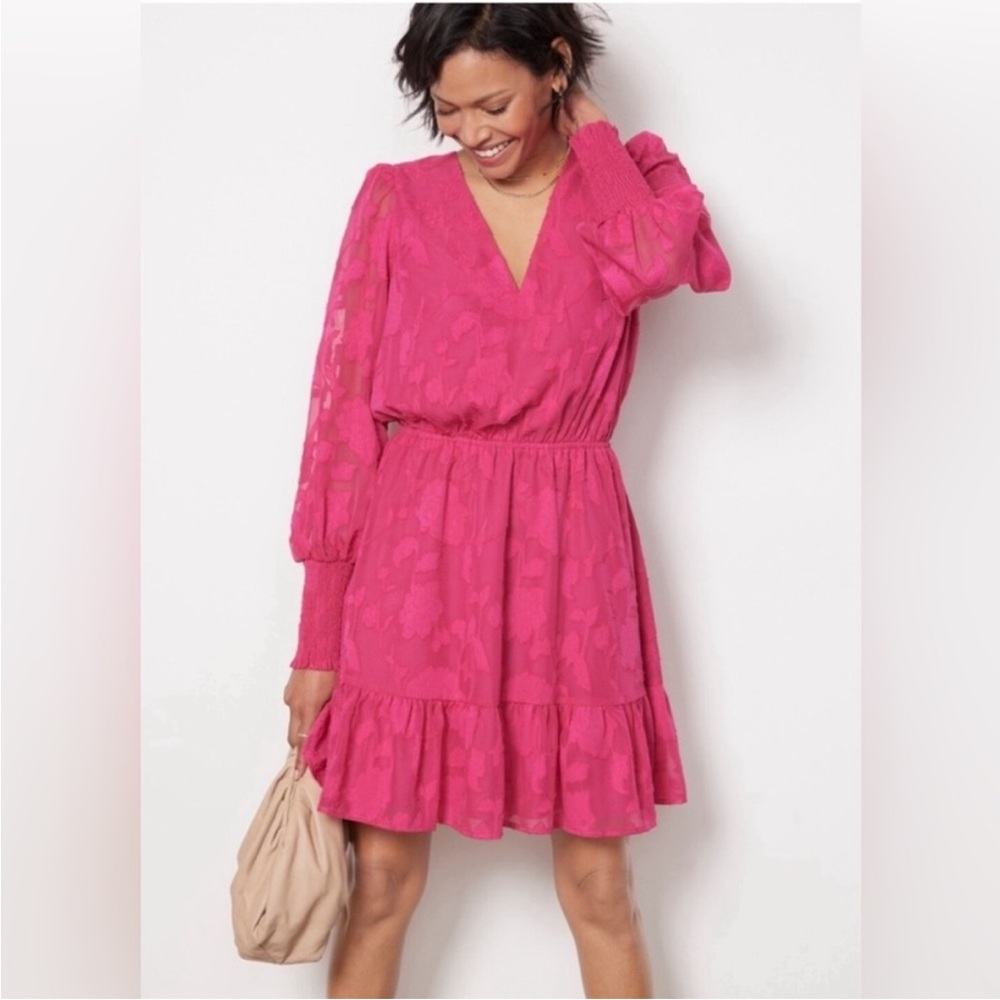 Evereve Vibrant Pink Long Sleeve Dress